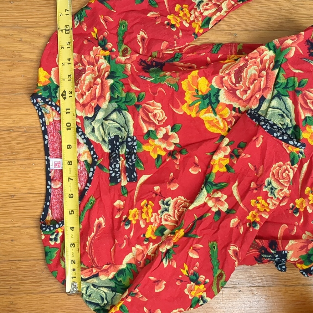Chinese Linen Set - Picture 5 of 9